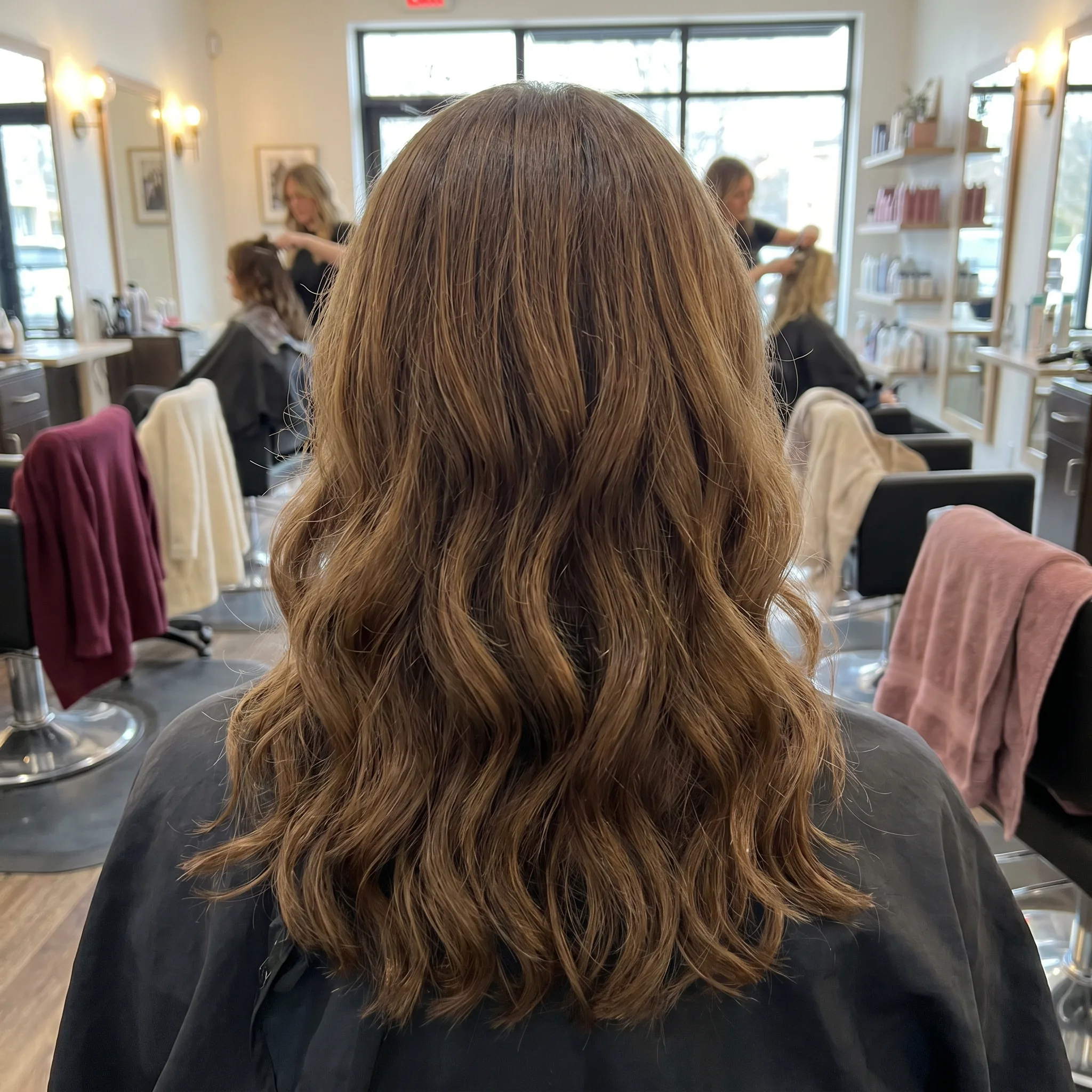Ondas marcadas sueltas para celebración o evento